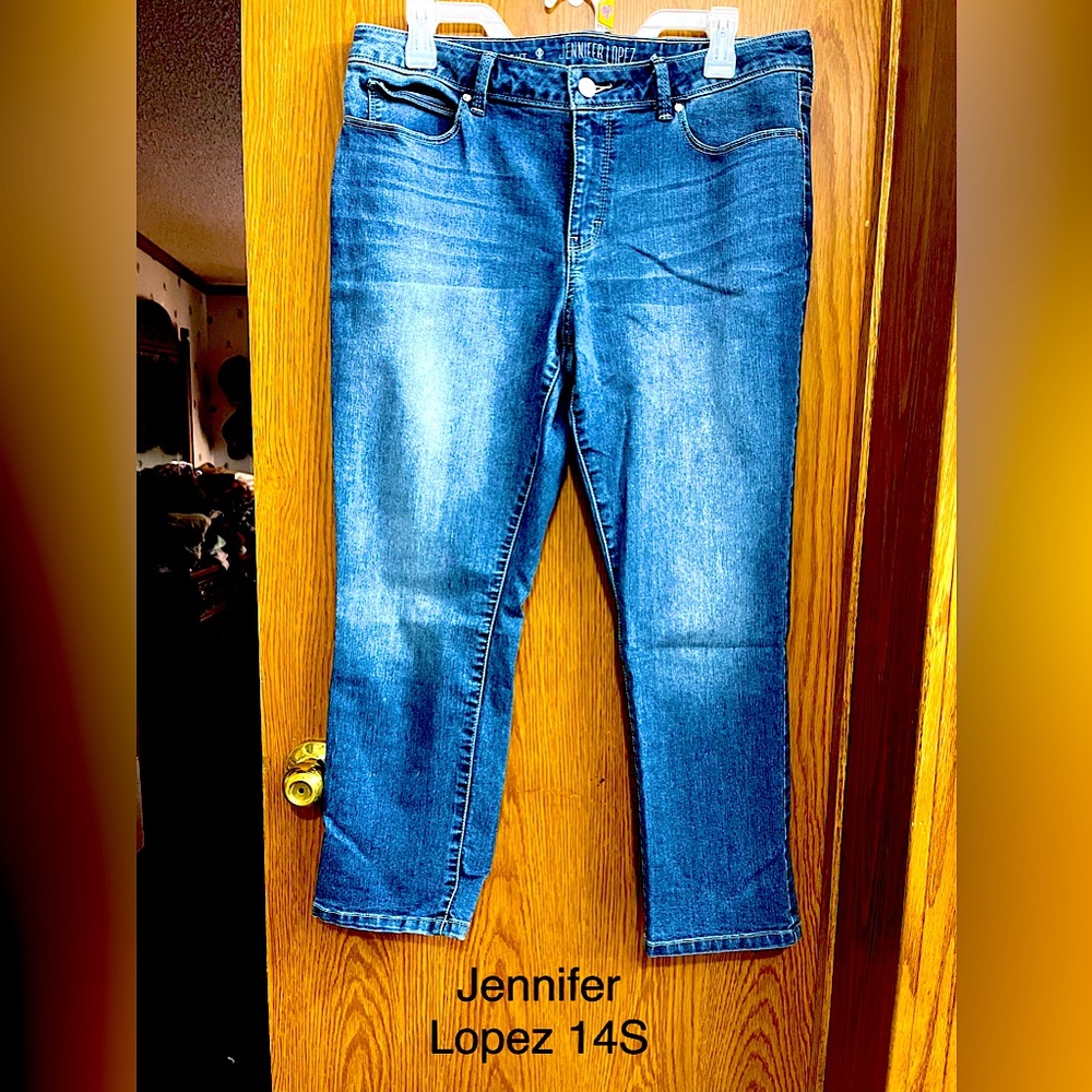 Woman’s Jennifer Lopez Jeans 14S